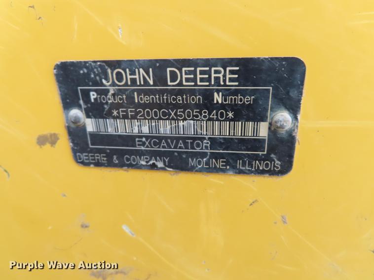 image for item DN9092 2005 John Deere 200C LC excavator