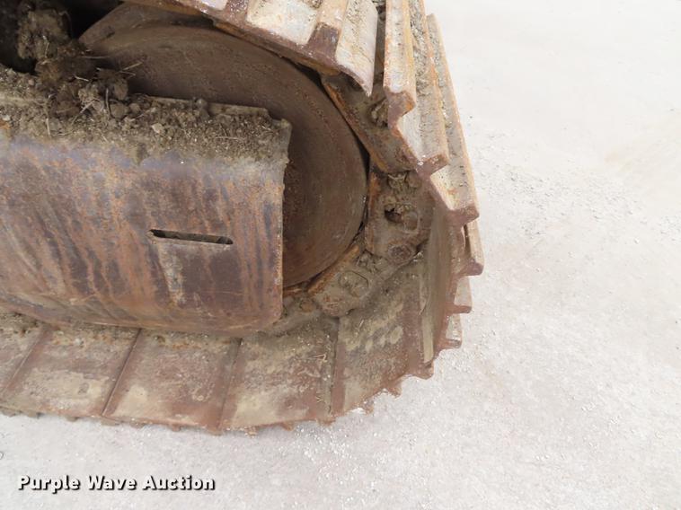 image for item DN9092 2005 John Deere 200C LC excavator