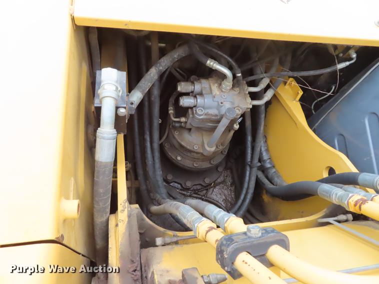 image for item DN9092 2005 John Deere 200C LC excavator