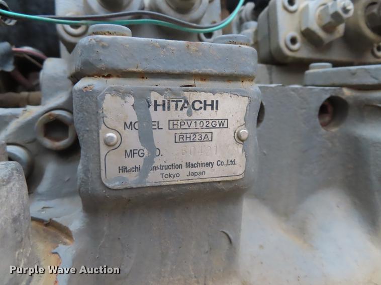 image for item DN9092 2005 John Deere 200C LC excavator