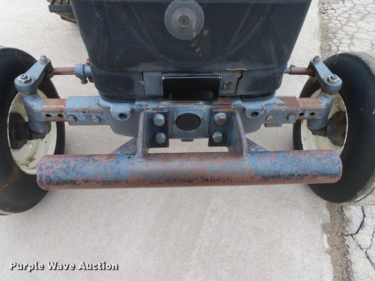 image for item DN9093 2002 New Holland TS100 tractor