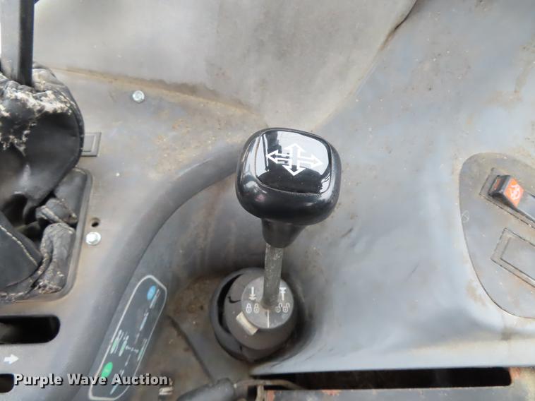 image for item DN9093 2002 New Holland TS100 tractor