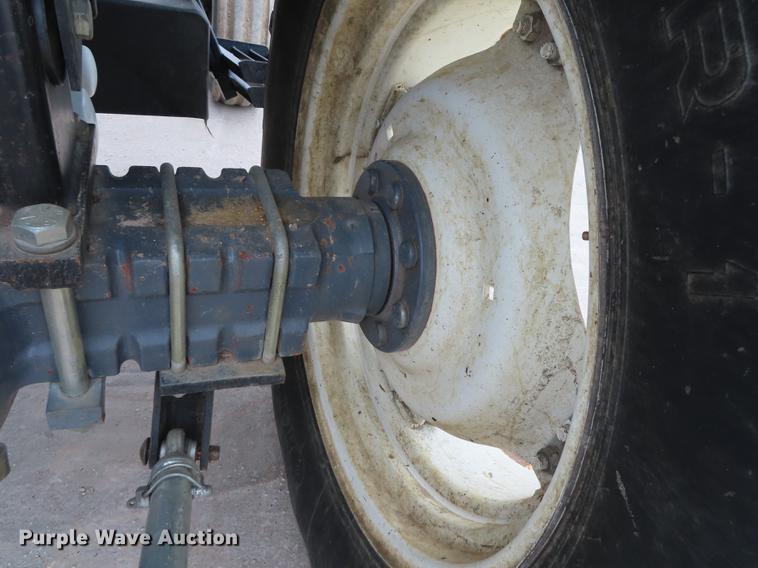 image for item DN9094 2002 New Holland TS100 tractor