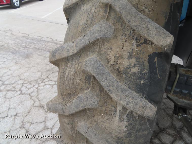 image for item DN9094 2002 New Holland TS100 tractor