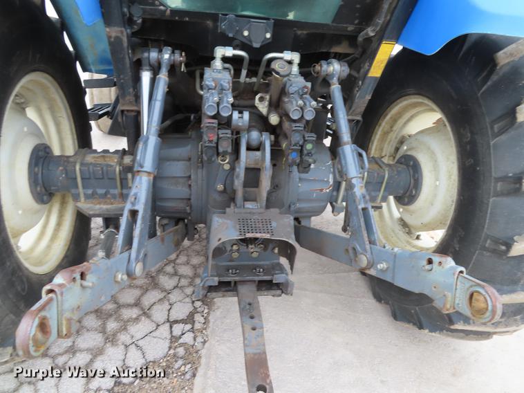 image for item DN9094 2002 New Holland TS100 tractor