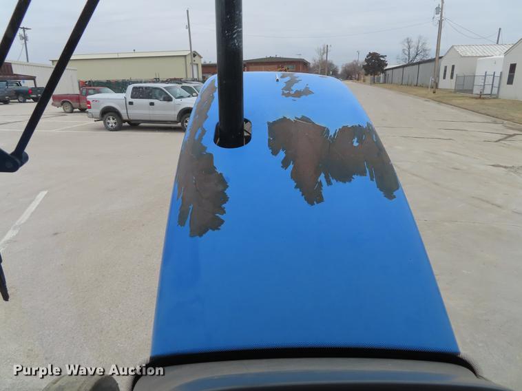 image for item DN9094 2002 New Holland TS100 tractor
