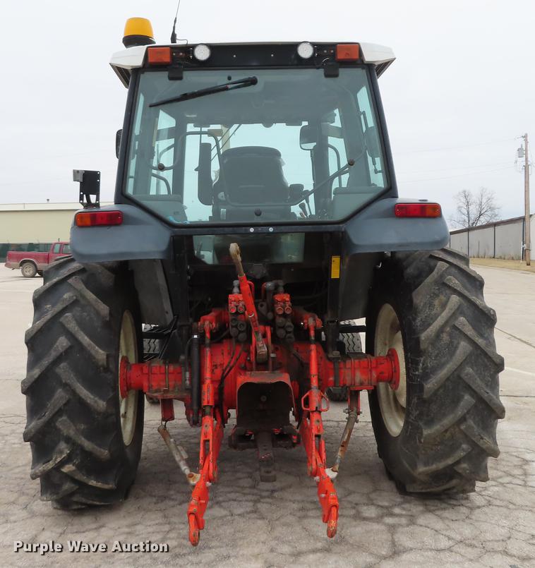 image for item DN9095 2000 New Holland TS100 tractor