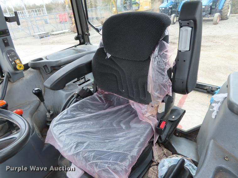 image for item DN9095 2000 New Holland TS100 tractor