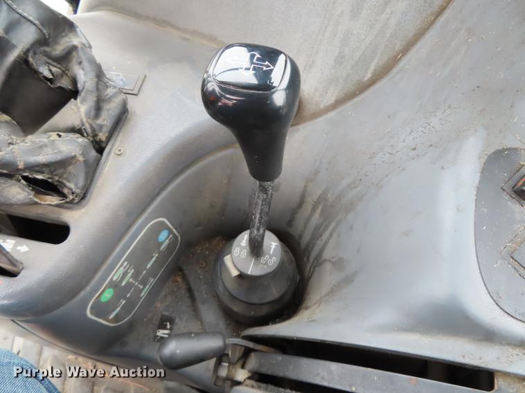 image for item DN9095 2000 New Holland TS100 tractor