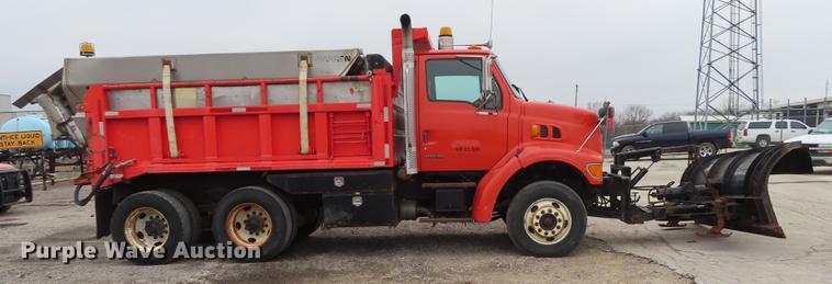 image for item DN9096 2001 Sterling LT7500 dump truck