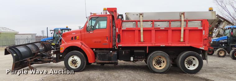 image for item DN9096 2001 Sterling LT7500 dump truck