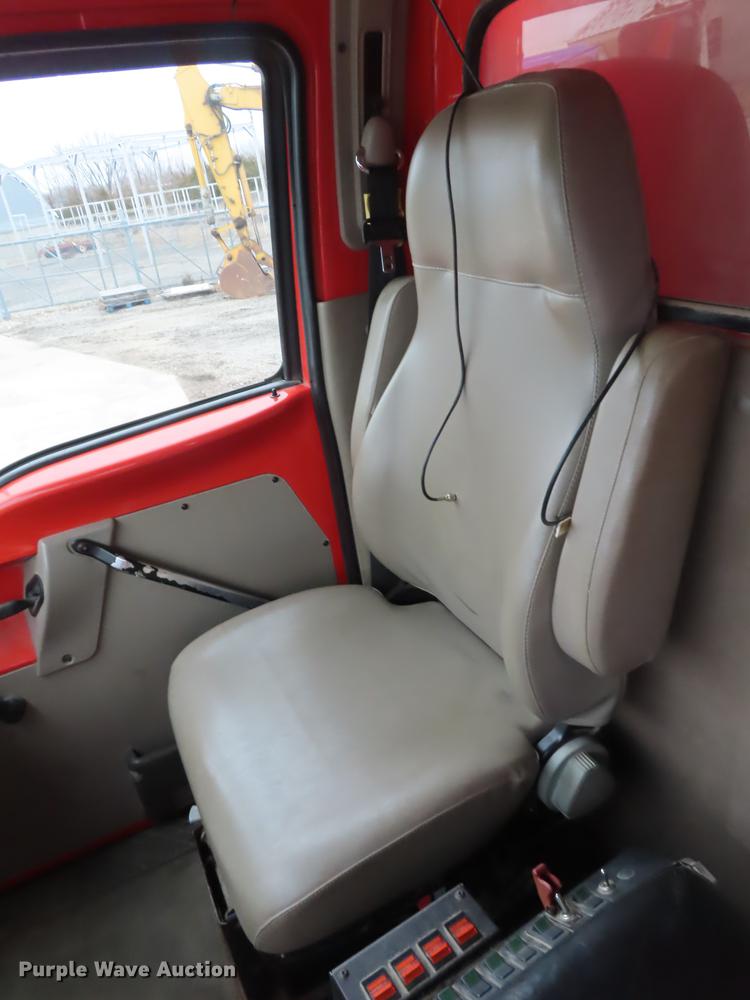 image for item DN9096 2001 Sterling LT7500 dump truck