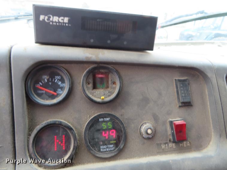 image for item DN9096 2001 Sterling LT7500 dump truck