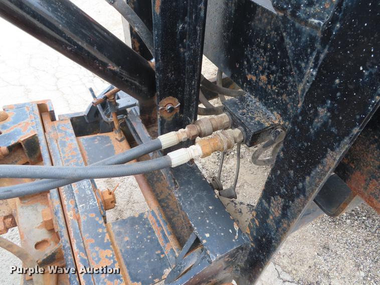 image for item DN9096 2001 Sterling LT7500 dump truck