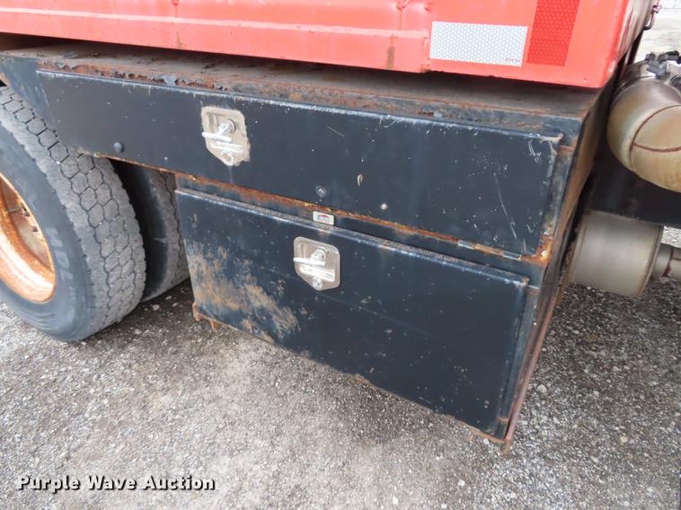 image for item DN9096 2001 Sterling LT7500 dump truck