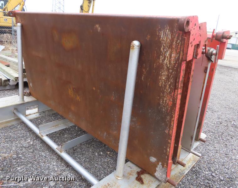 image for item DN9096 2001 Sterling LT7500 dump truck