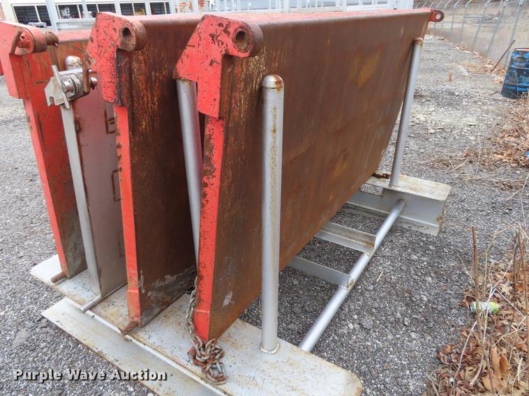 image for item DN9096 2001 Sterling LT7500 dump truck