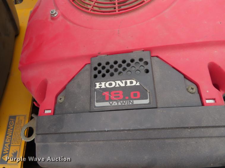 image for item DN9107 2006 Hustler FasTrak ZTR lawn mower