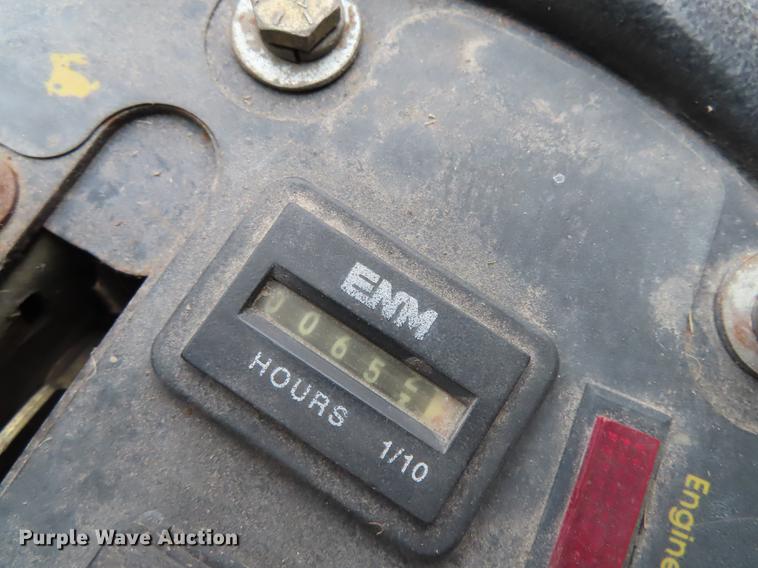 image for item DN9108 2006 Hustler Super Z ZTR lawn mower