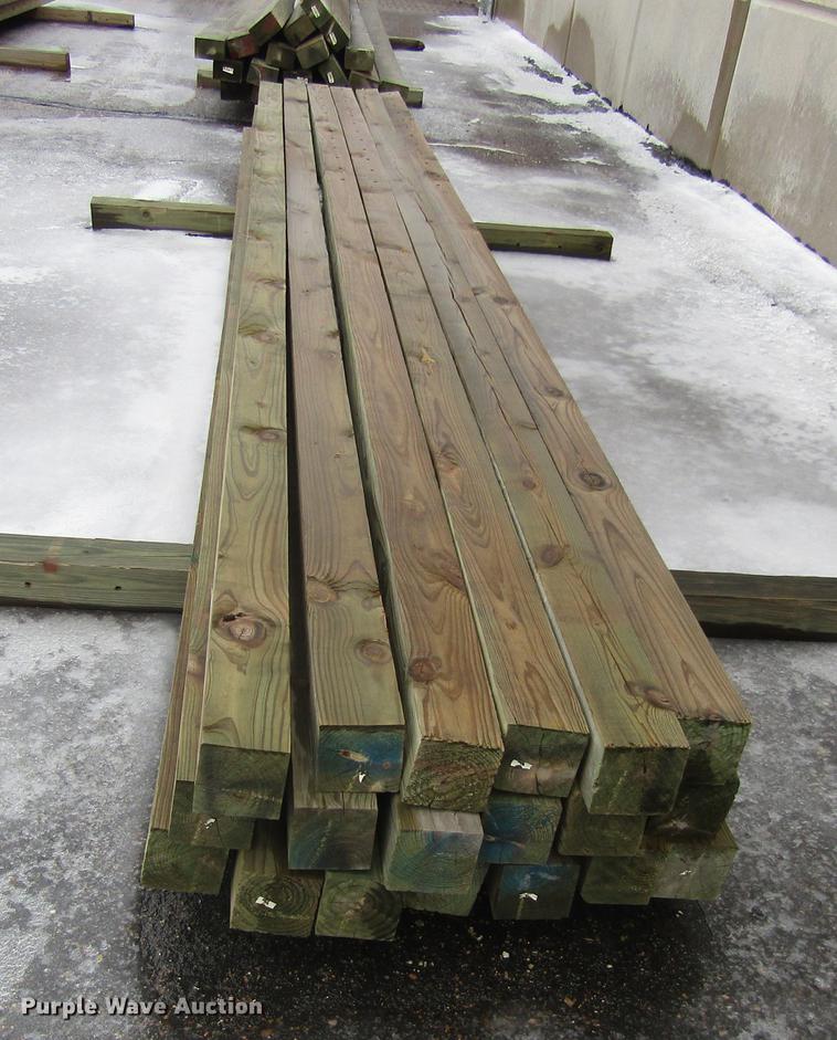 image for item EH9419 (132) wood posts