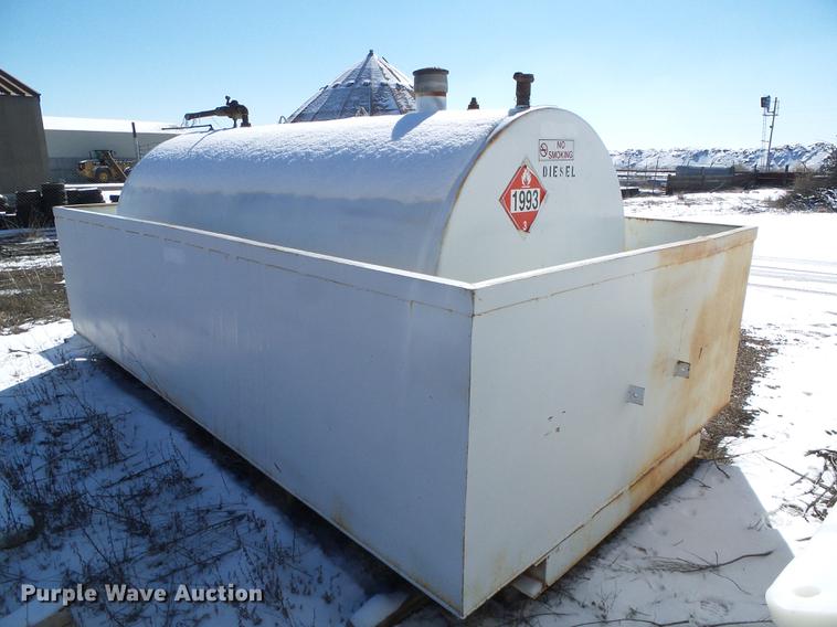 image for item EQ9047 1993 Smith 2000G fuel tank