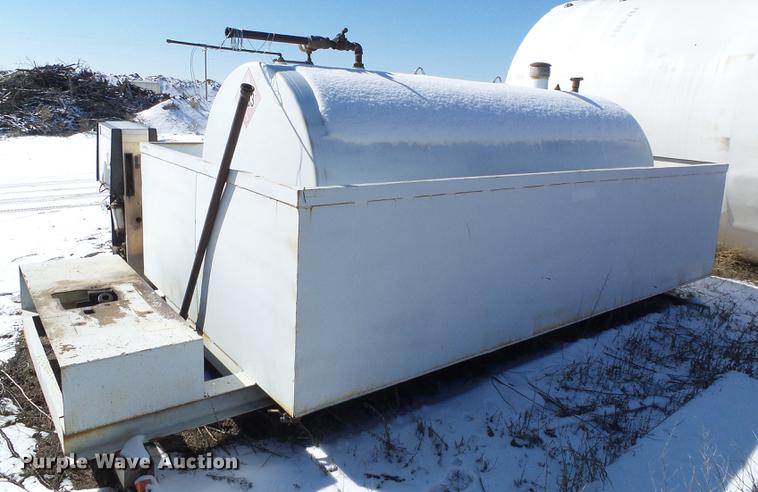 image for item EQ9047 1993 Smith 2000G fuel tank