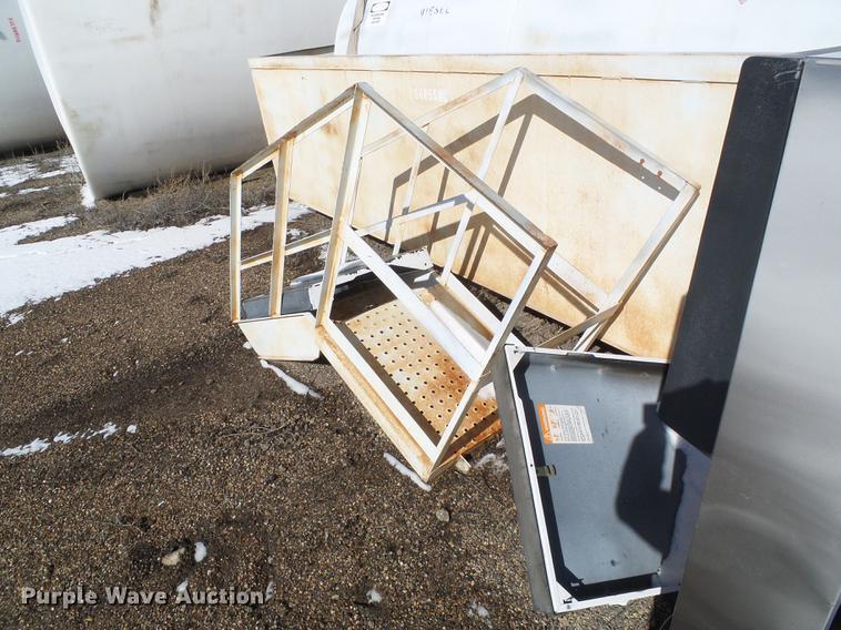 image for item EQ9047 1993 Smith 2000G fuel tank