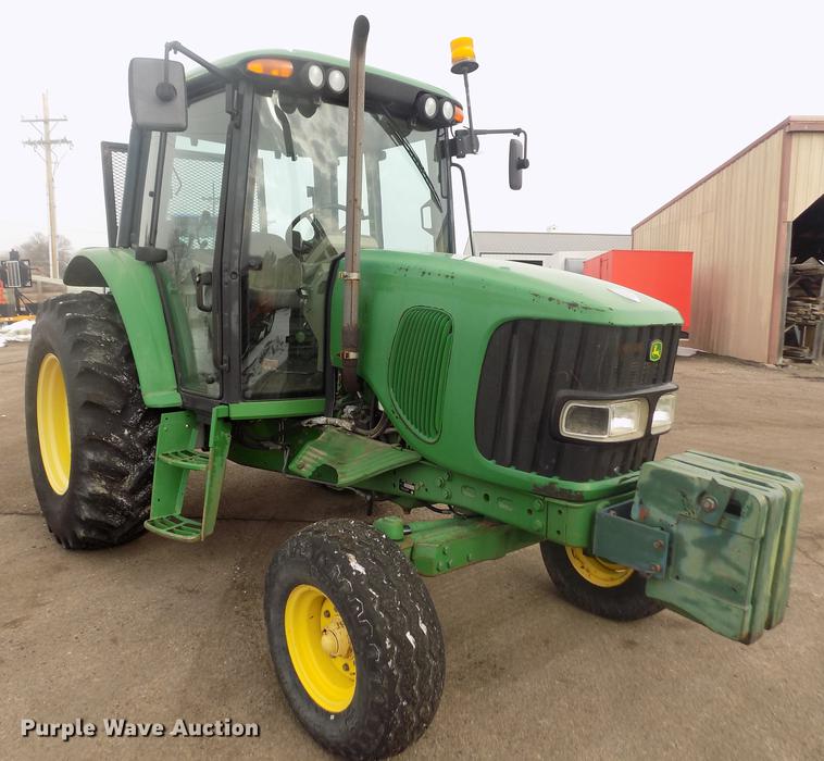 image for item FH9111 2002 John Deere 6220 tractor