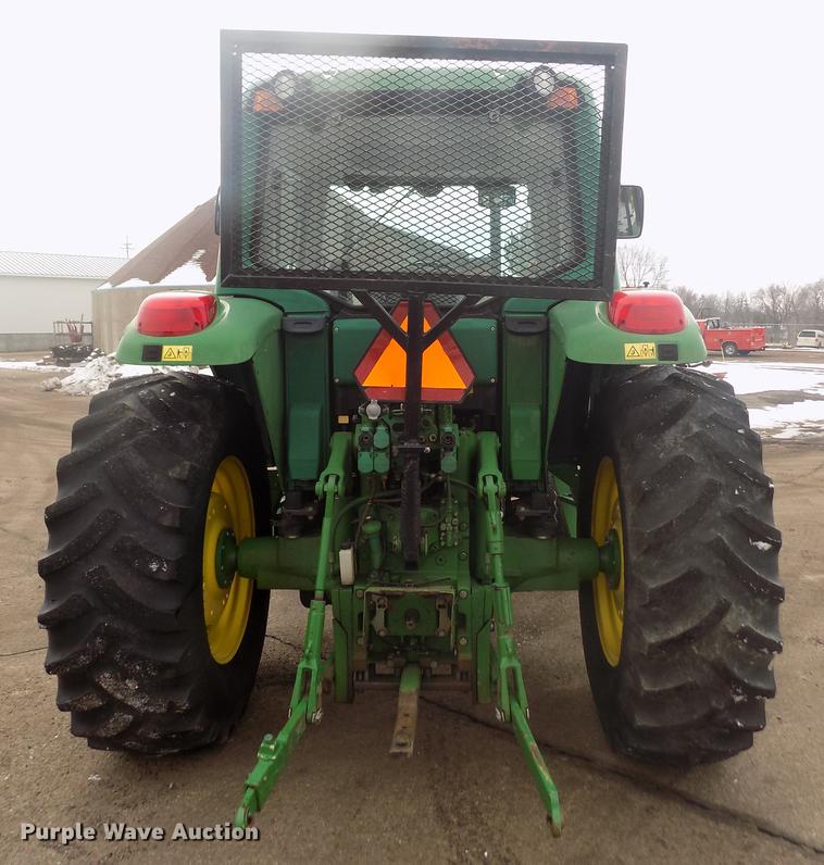 image for item FH9111 2002 John Deere 6220 tractor