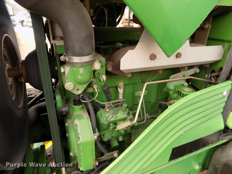 image for item FH9111 2002 John Deere 6220 tractor