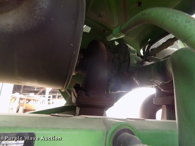 image for item FH9111 2002 John Deere 6220 tractor