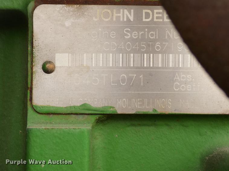 image for item FH9111 2002 John Deere 6220 tractor