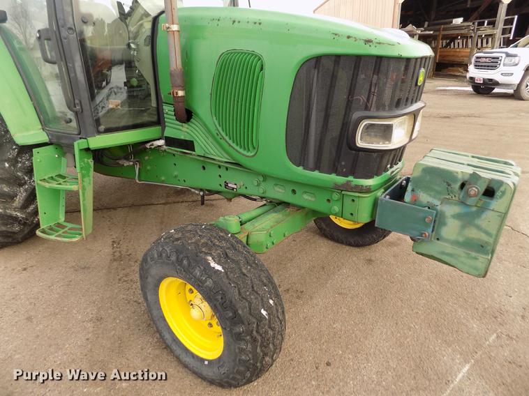 image for item FH9111 2002 John Deere 6220 tractor