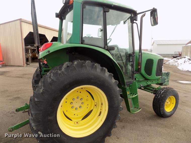 image for item FH9111 2002 John Deere 6220 tractor