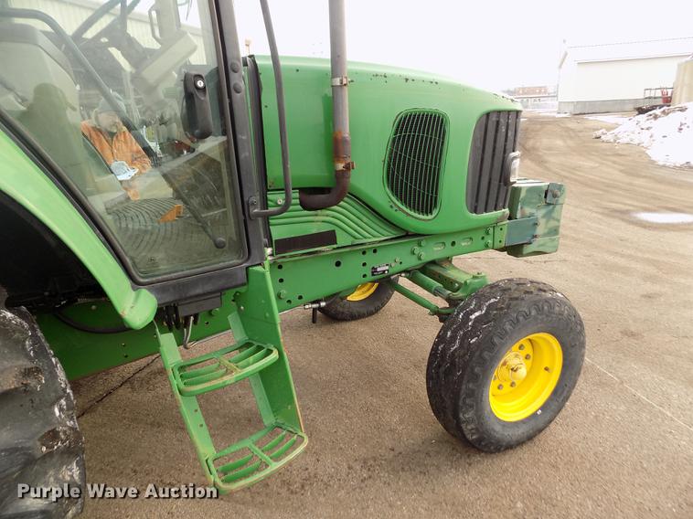 image for item FH9111 2002 John Deere 6220 tractor