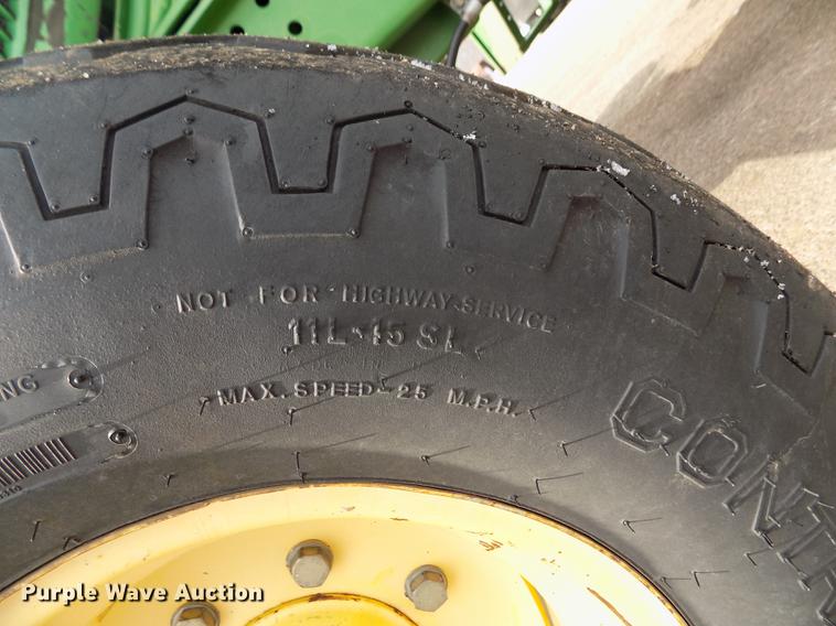 image for item FH9111 2002 John Deere 6220 tractor