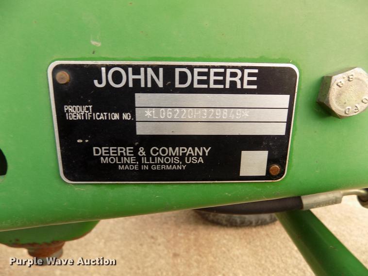 image for item FH9111 2002 John Deere 6220 tractor