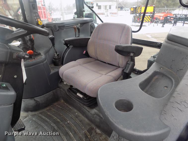 image for item FH9112 2001 New Holland TS100 tractor