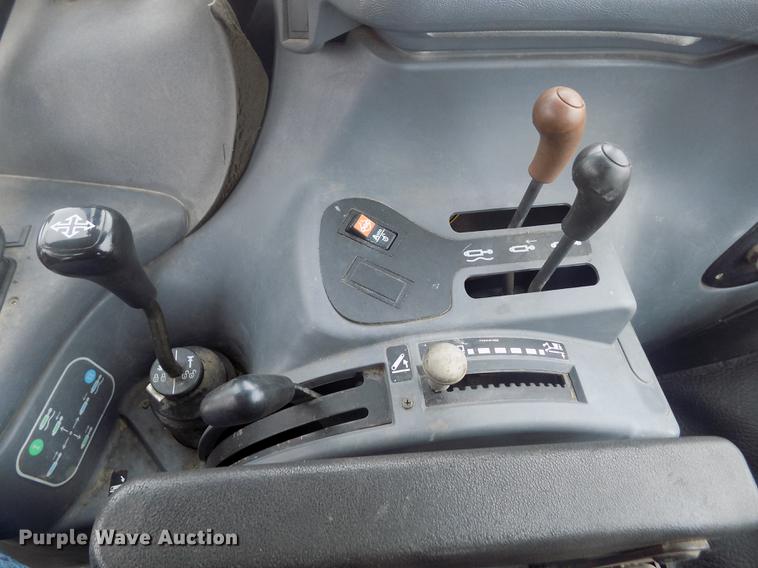 image for item FH9112 2001 New Holland TS100 tractor