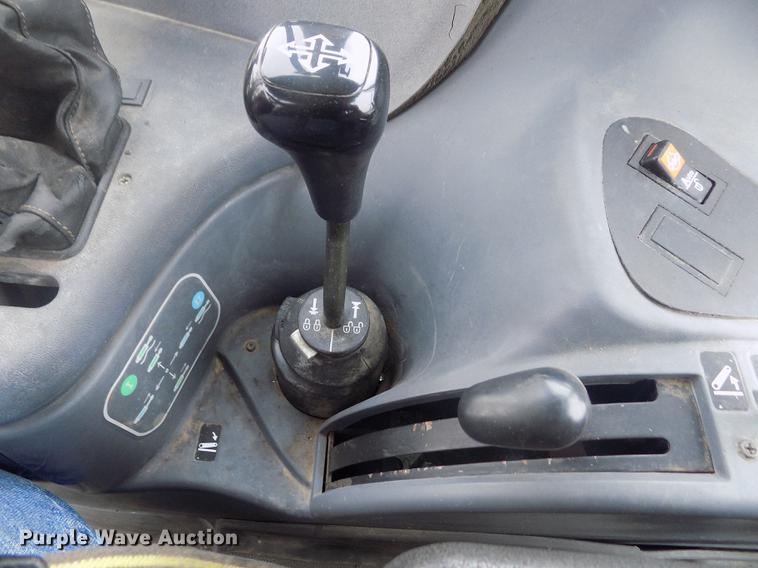 image for item FH9112 2001 New Holland TS100 tractor