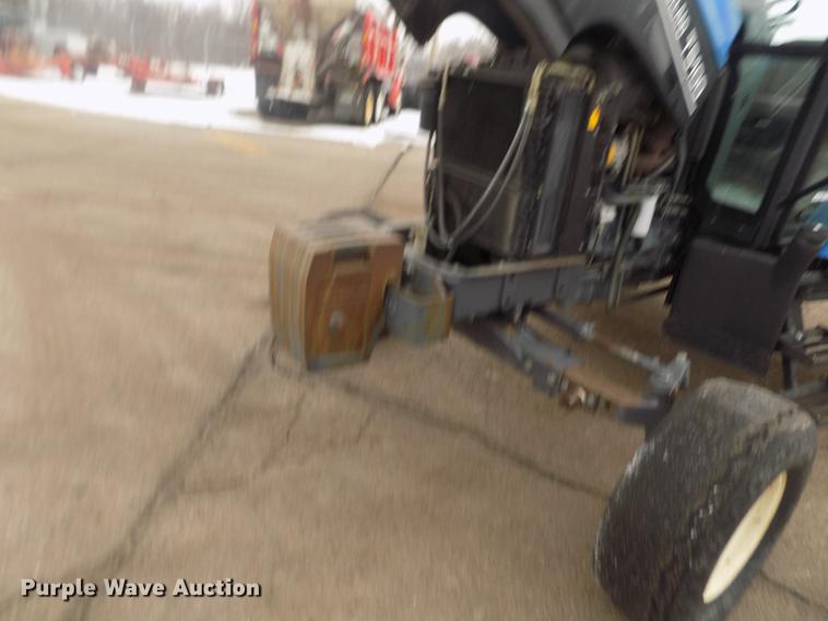 image for item FH9112 2001 New Holland TS100 tractor