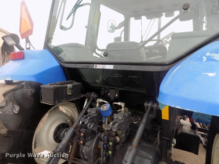 image for item FH9112 2001 New Holland TS100 tractor