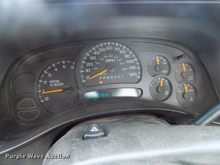 image for item FH9113 2006 Chevrolet Silverado 1500 pickup truck