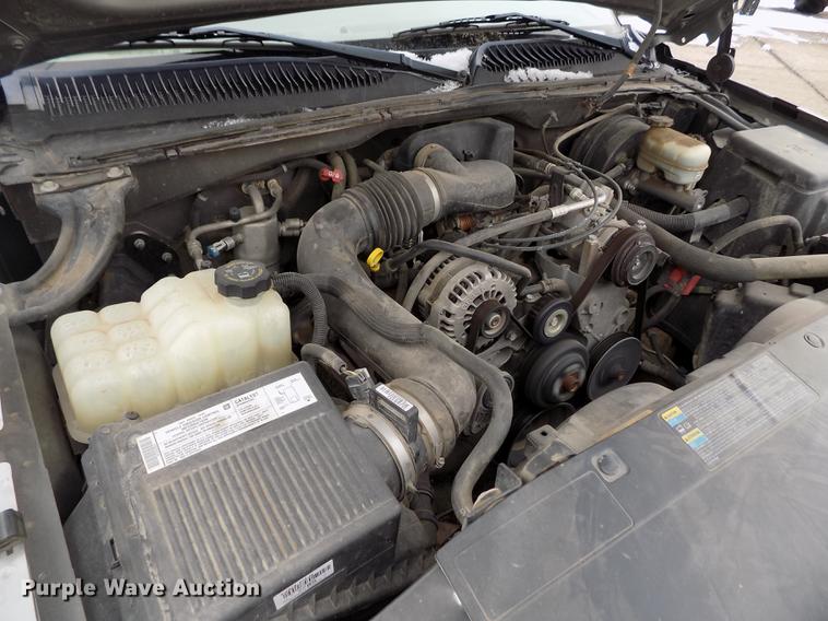 image for item FH9113 2006 Chevrolet Silverado 1500 pickup truck