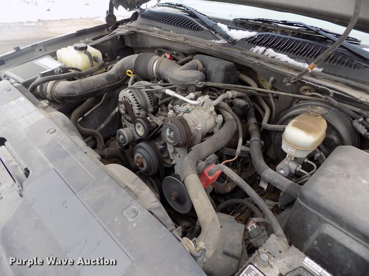 image for item FH9113 2006 Chevrolet Silverado 1500 pickup truck