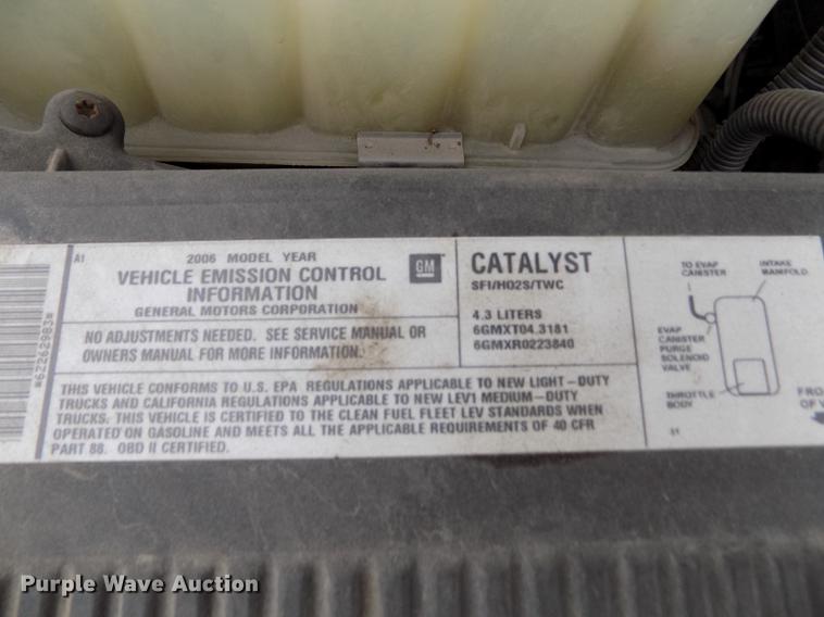 image for item FH9113 2006 Chevrolet Silverado 1500 pickup truck