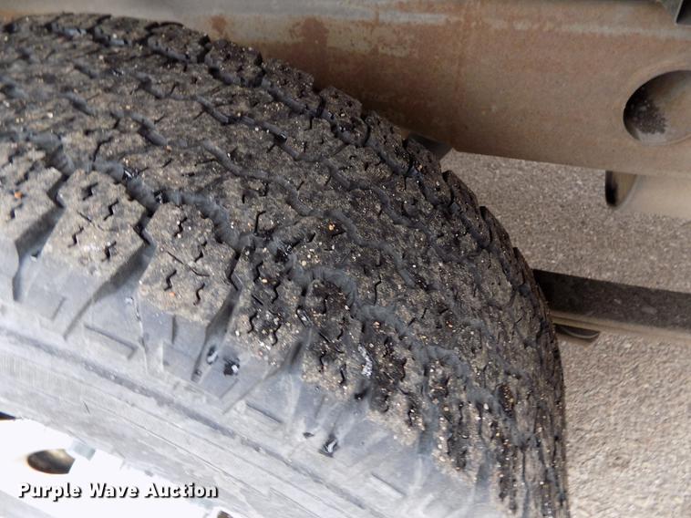 image for item FH9113 2006 Chevrolet Silverado 1500 pickup truck