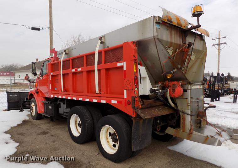 image for item FH9115 2001 Sterling LT7501 dump truck