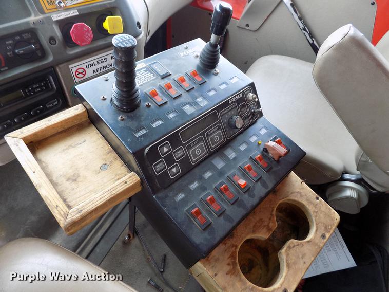 image for item FH9115 2001 Sterling LT7501 dump truck