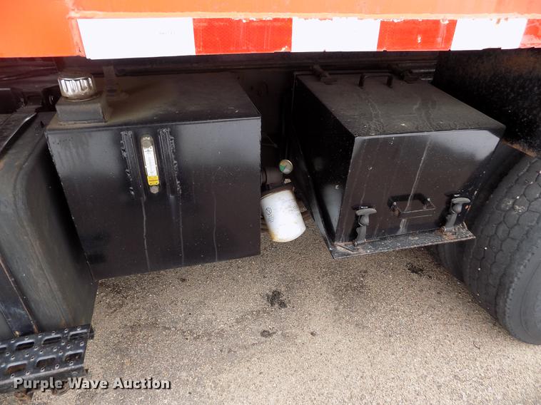 image for item FH9115 2001 Sterling LT7501 dump truck